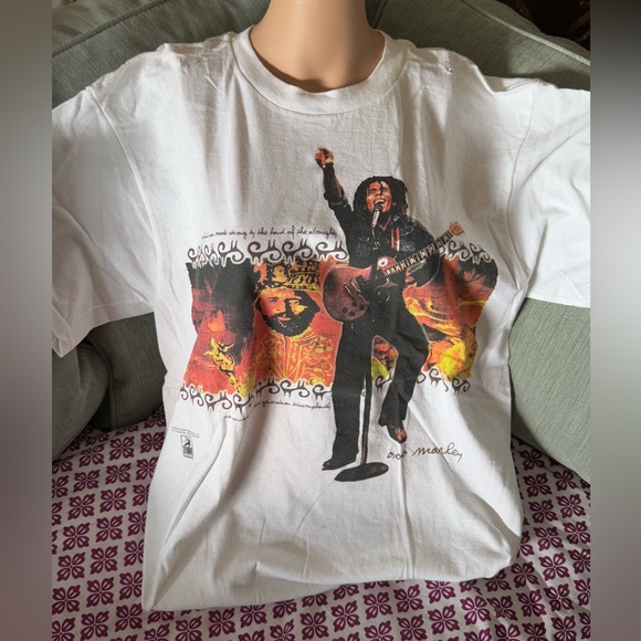 Vintage 1999 Bob Marley and The Wailers Redemption Song Tee - Size L